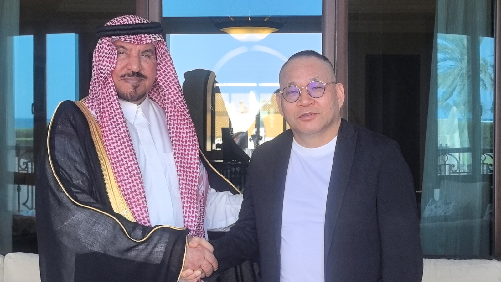 Al Suwaiket Trading & Contracting 公司的董事長(zhǎng)Mubarak A. Alsuwaiket.jpg Al Suwaiket Trading & Contracting 公司的董事長(zhǎng)Mubarak A. Alsuwaiket.jpg